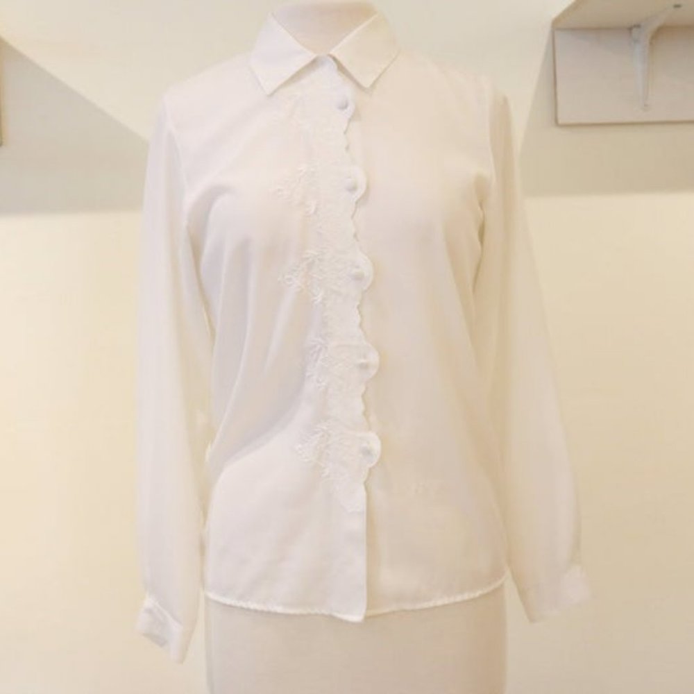 Embroidered Vintage Blouse